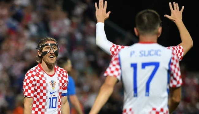 Croatia khó khăn trước hệ thống phòng ngự của Slovenia